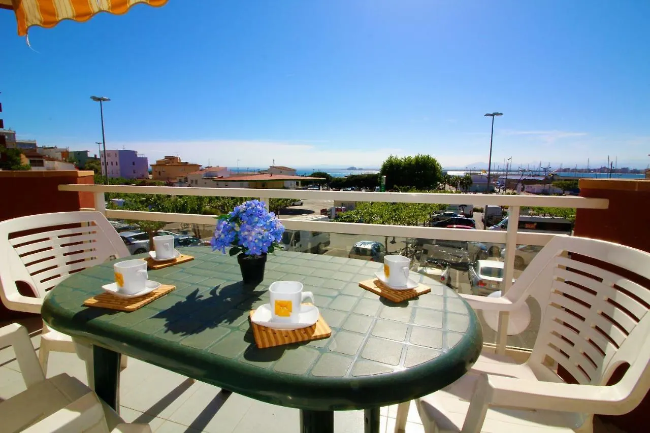 Global Immo 3197 Rocmar Apartment Roses